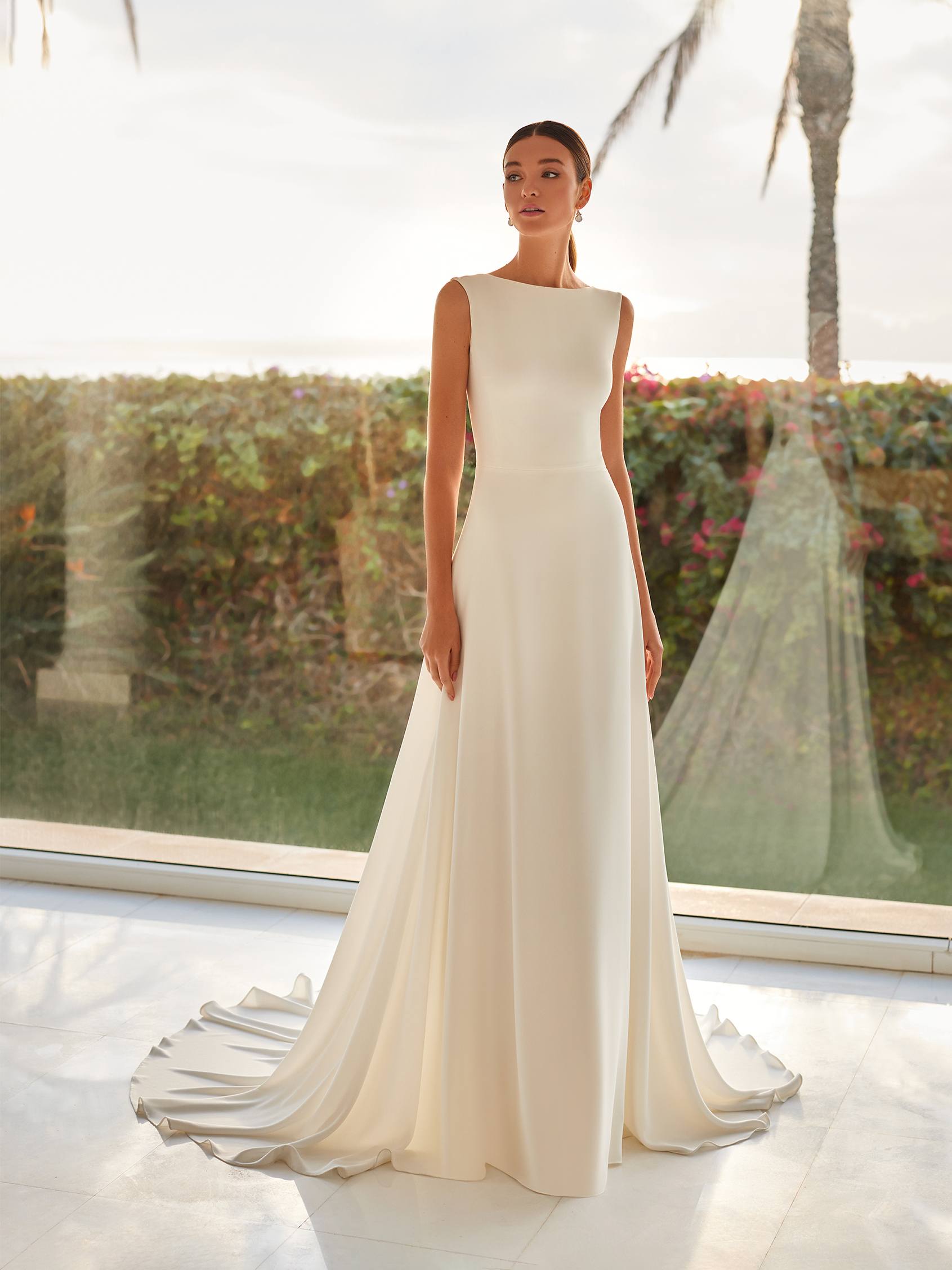 CORA, A-line wedding dress with bateau neck