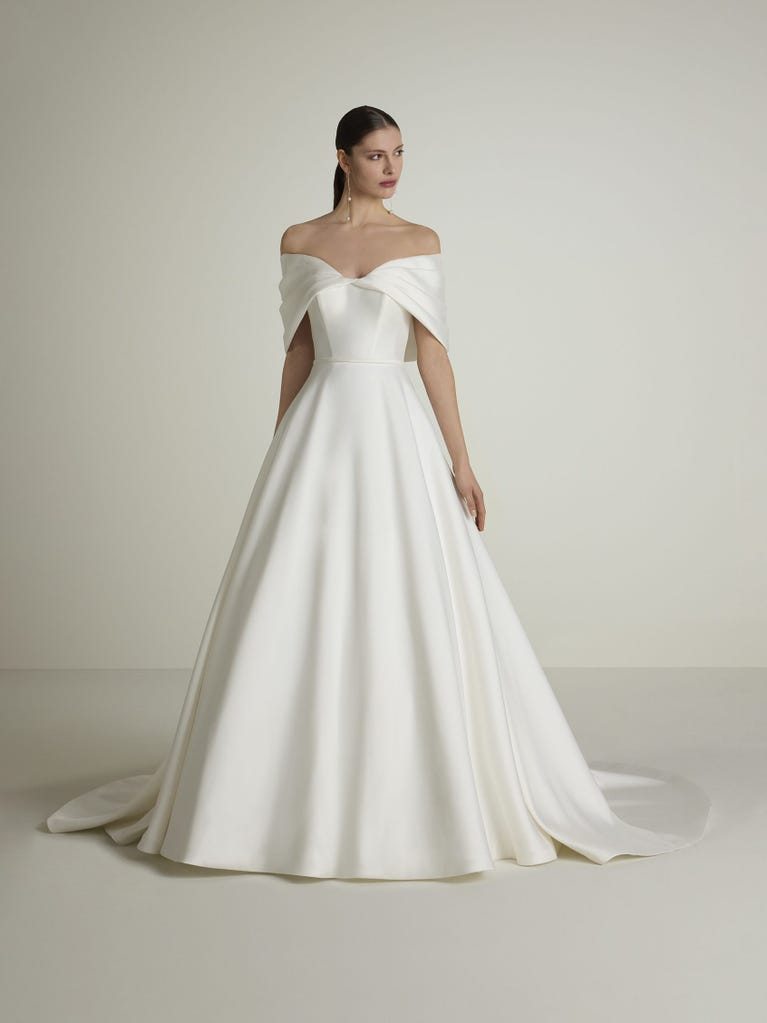 Off Shoulder Special Deisgn Satin Long Wedding Dresses Off Shoulder Special Deisgn Satin Long Wedding Dresses