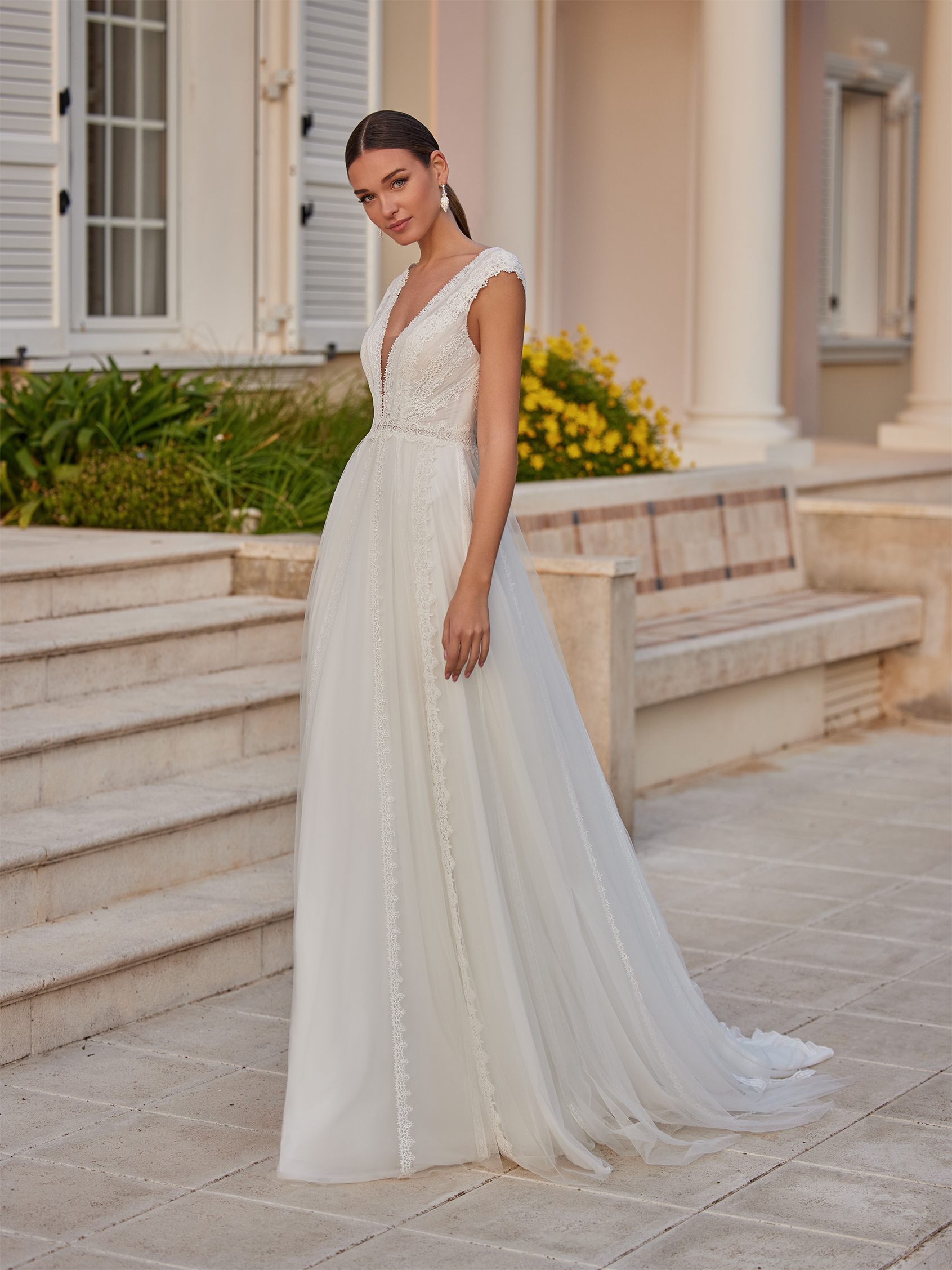 White tulle clearance bridesmaid dresses